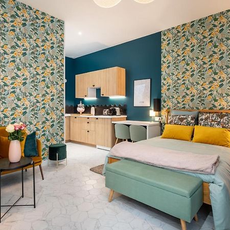 Le Cocon On Dine Apartment Lyon Bagian luar foto