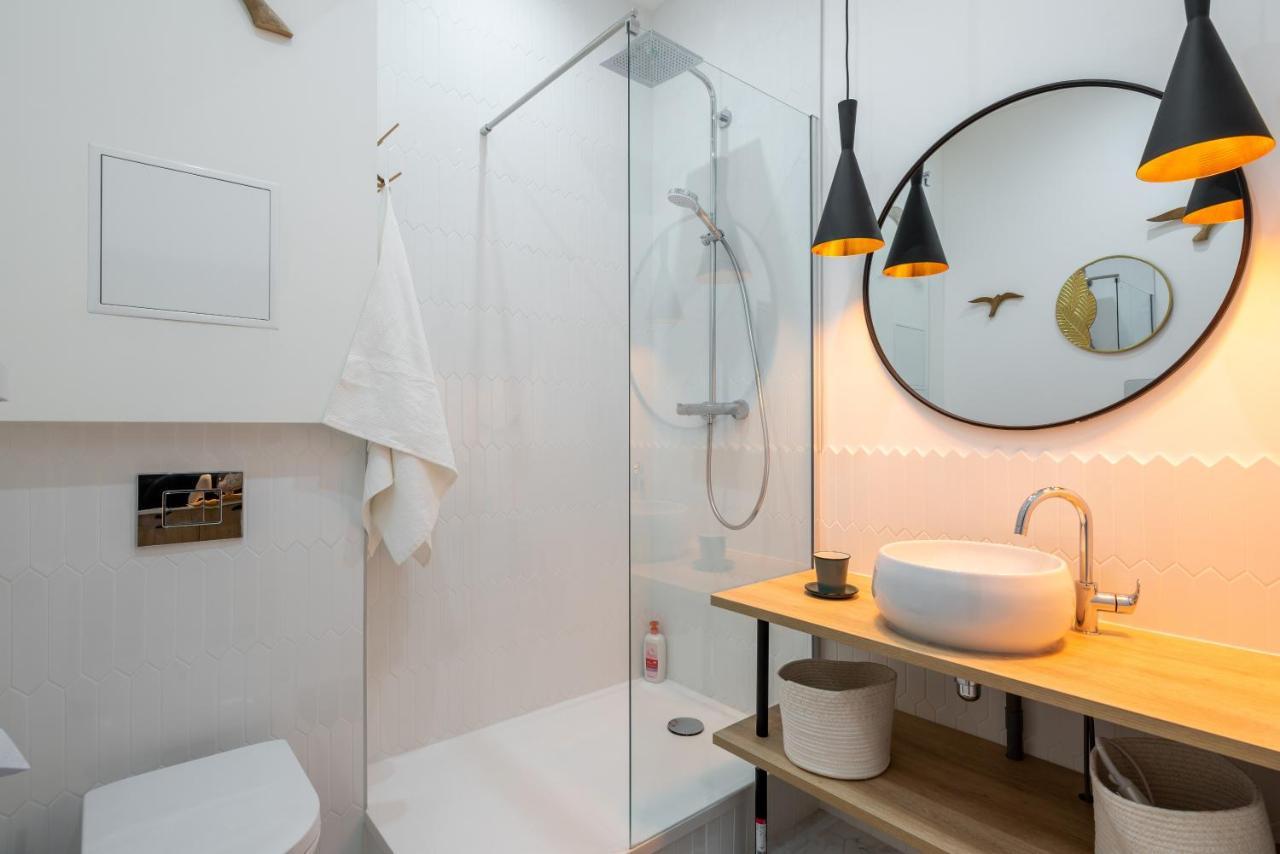Le Cocon On Dine Apartment Lyon Bagian luar foto
