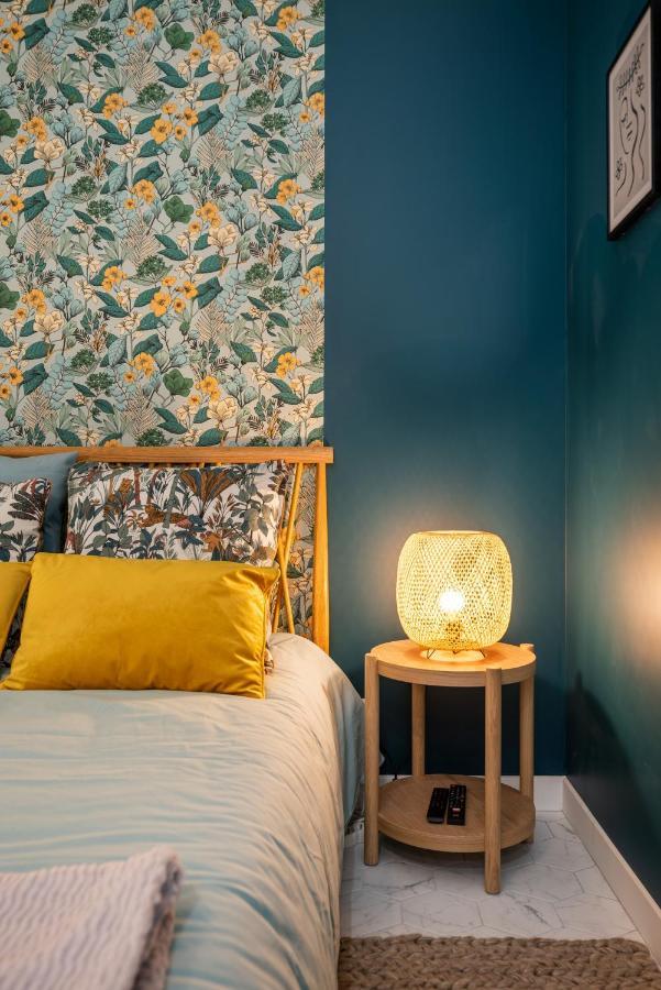 Le Cocon On Dine Apartment Lyon Bagian luar foto