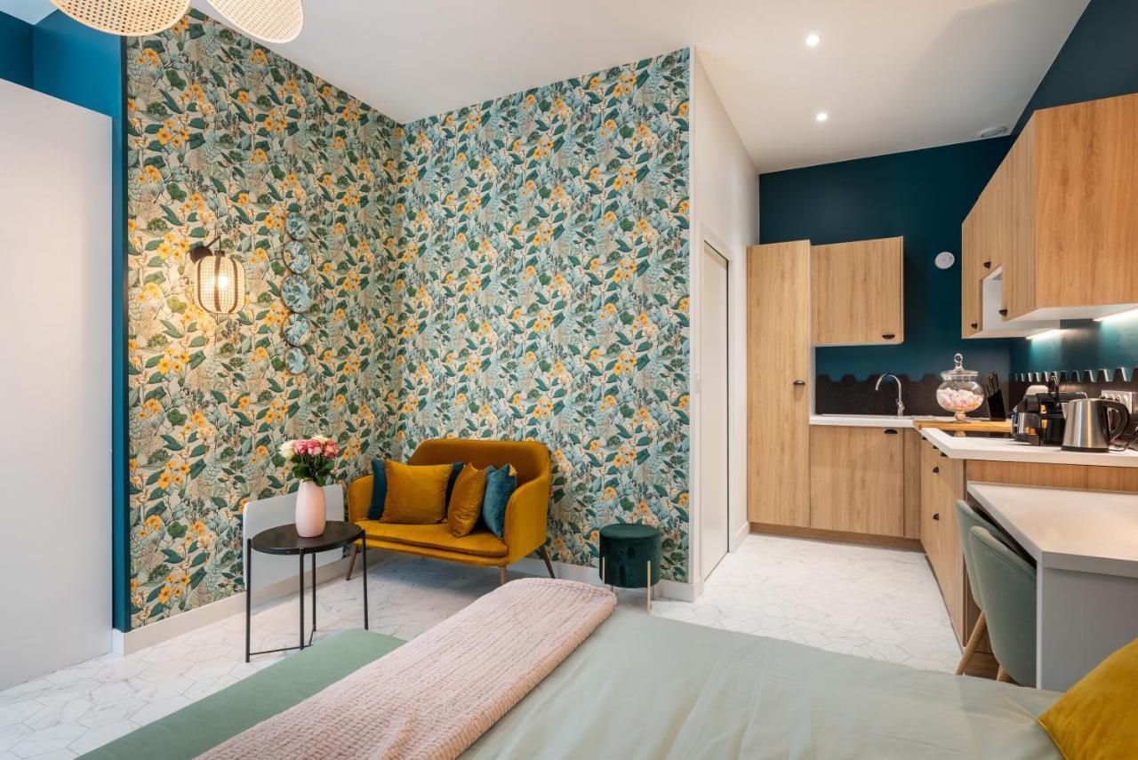 Le Cocon On Dine Apartment Lyon Bagian luar foto