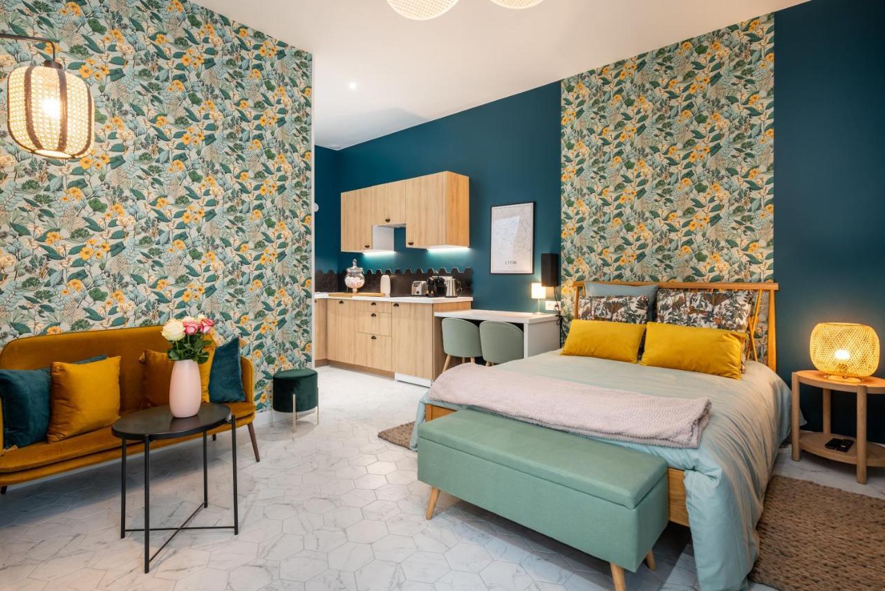 Le Cocon On Dine Apartment Lyon Bagian luar foto